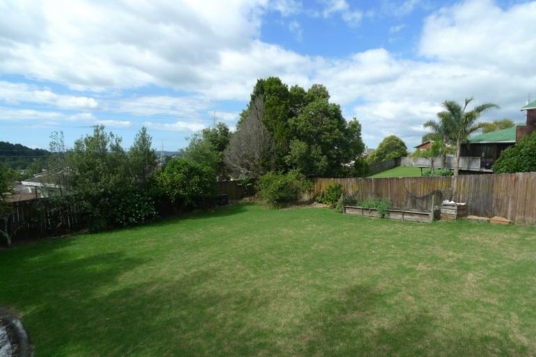 Photo of property in 71 Keegan Drive, Massey, Auckland, 0614