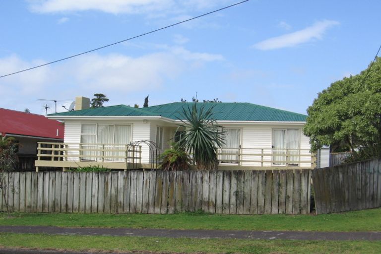 Photo of property in 8 Barbary Avenue, Kelston, Auckland, 0602