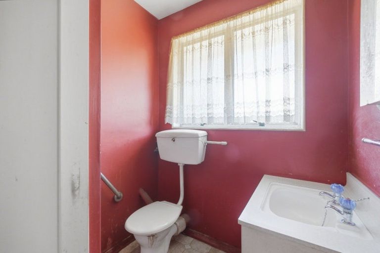 Photo of property in 1/84 Hay Street, Bromley, Christchurch, 8062