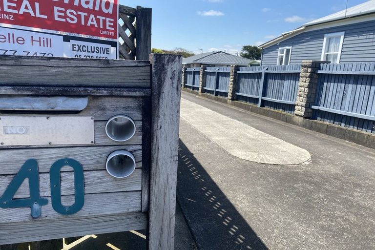 Photo of property in 40 Collins Street, Hawera, 4610