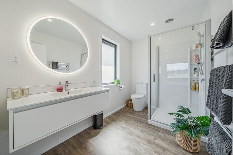 Photo of property in 5 Koromiko Lane, Maymorn, 5018