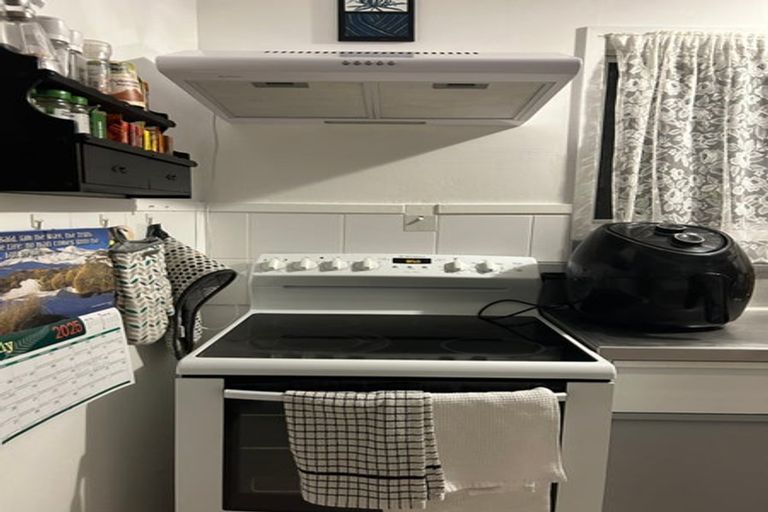 Photo of property in 8a Spinel Place, Pukehangi, Rotorua, 3015