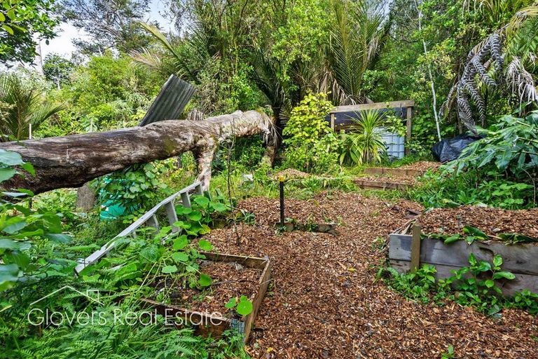 Photo of property in 205 Victory Road, Laingholm, Auckland, 0604