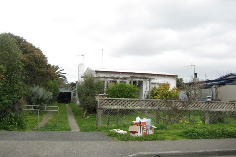 Photo of property in 5 Grove Road, Haumoana, 4102