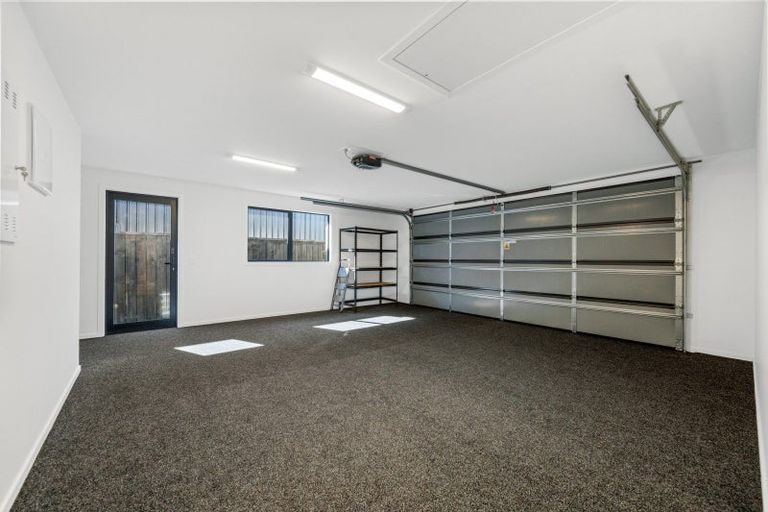 Photo of property in 64 Howden Drive, Jacks Point, 9371