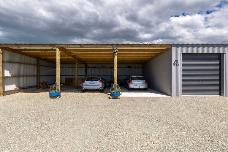 Photo of property in 46 Bathgates Road, Waimate, 7980