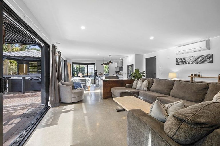 Photo of property in 32a Aubrey Street, New Plymouth, 4310