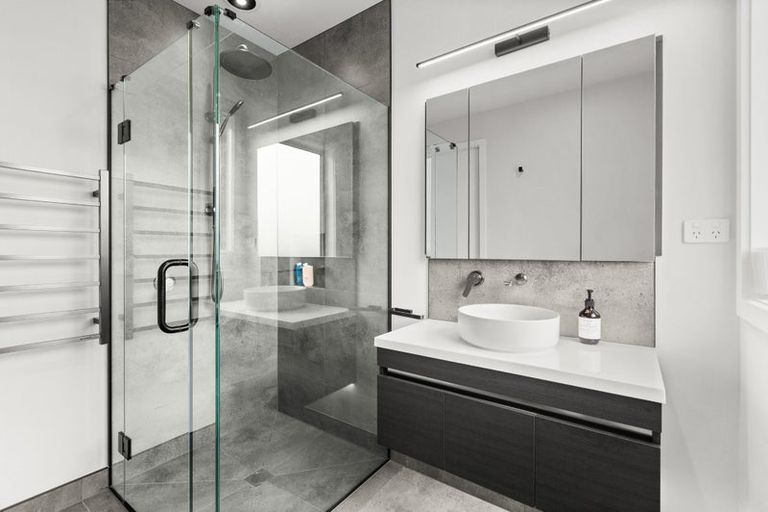 Photo of property in Lyndhurst Road, Frimley, Hastings, 4120