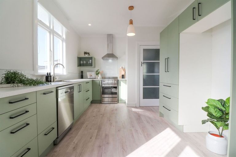 Photo of property in 29 Wharfe Street, South Hill, Oamaru, 9400