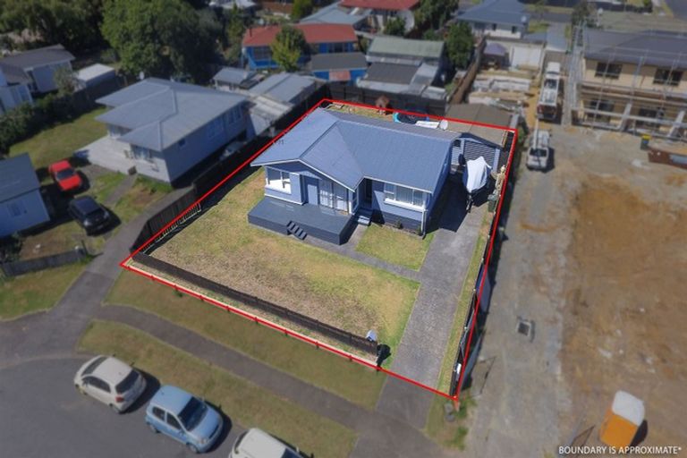 Photo of property in 15 Bettina Place, Manurewa, Auckland, 2102