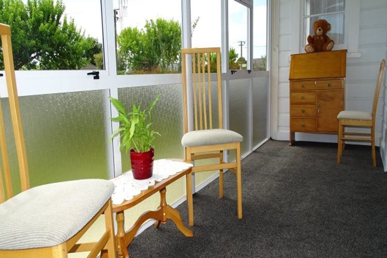 Photo of property in 78 Queen Street West, Levin, 5510