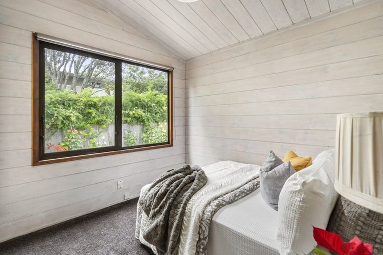 Photo of property in 1/38 Sandiacre Way, Browns Bay, Auckland, 0630