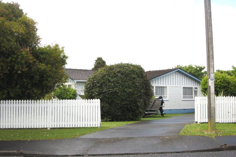 Photo of property in 10 Tatariki Street, Rosehill, Papakura, 2113