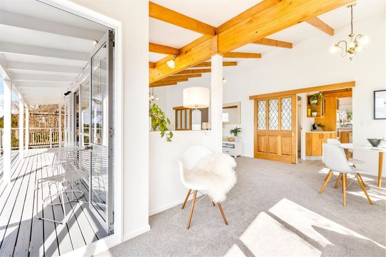 Photo of property in 68 Spinnaker Drive, Te Atatu Peninsula, Auckland, 0610