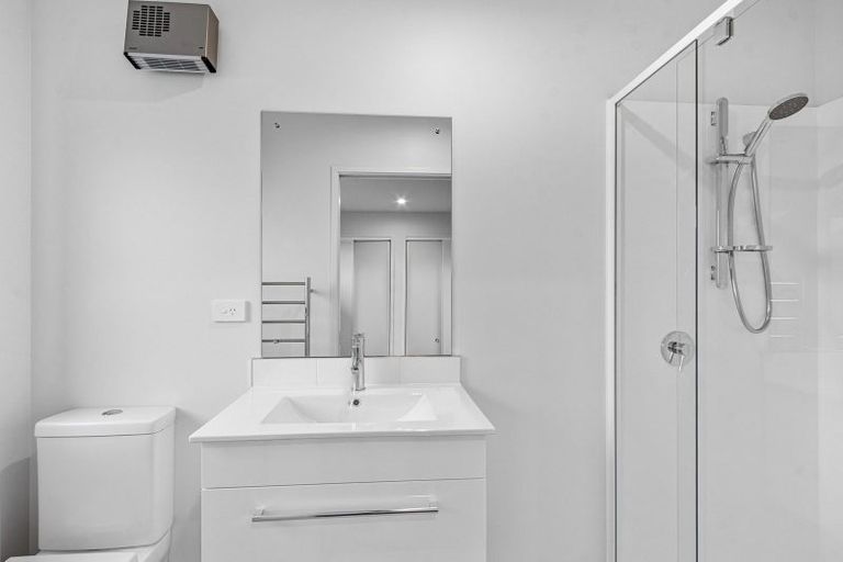 Photo of property in 6a Yates Place, Amberley, 7410