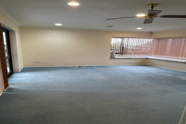 Photo of property in 102 Branch Road, Highlands Park, New Plymouth, 4312