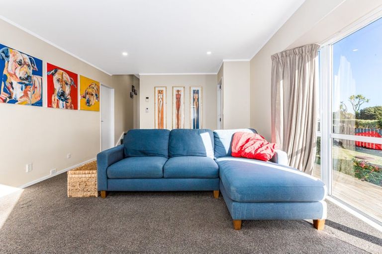 Photo of property in 28 Doncaster Terrace, Ascot Park, Porirua, 5024