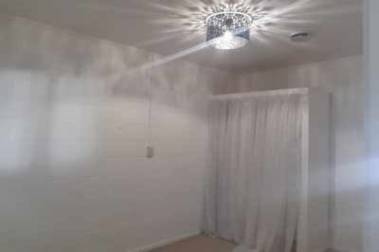 Photo of property in 124 Manuka Road, Bayview, Auckland, 0629