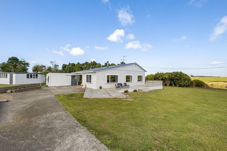 Photo of property in 370 Boylan Road, Te Roti, Hawera, 4673
