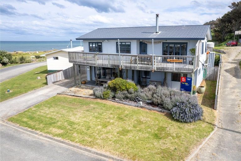 Photo of property in 84 Akitio Esplanade, Akitio, Pongaroa, 4991