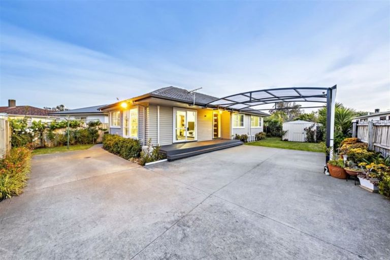 Photo of property in 43a Winthrop Way, Mangere East, Auckland, 2024