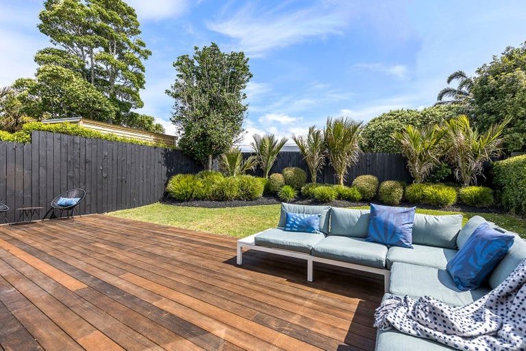 Photo of property in 32 Garnet Road, Westmere, Auckland, 1022