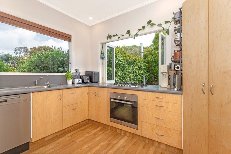 Photo of property in 50 Moana Road, Okitu, Gisborne, 4010