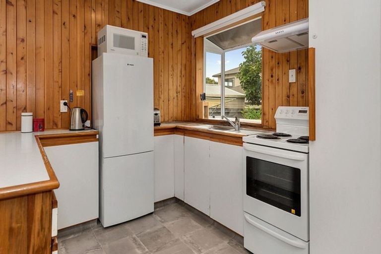 Photo of property in 60 Southsea Crescent, Silverdale, Hamilton, 3216