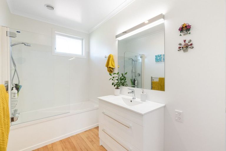 Photo of property in 1 Fairview Place, Te Puke, 3119