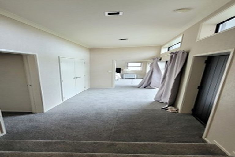 Photo of property in 74 Waikite Road, Welcome Bay, Tauranga, 3112