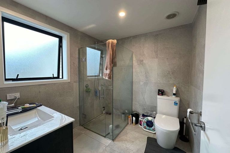 Photo of property in 28a Sussex Street, Levin, 5510