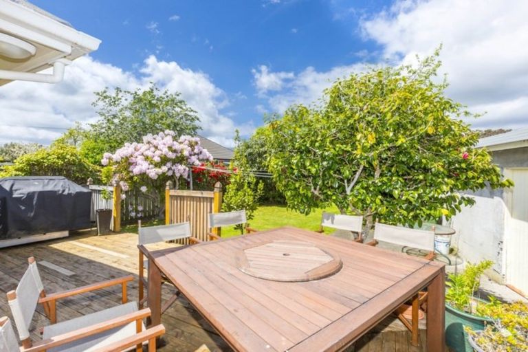 Photo of property in 5 Maher Street, Elderslea, Upper Hutt, 5018