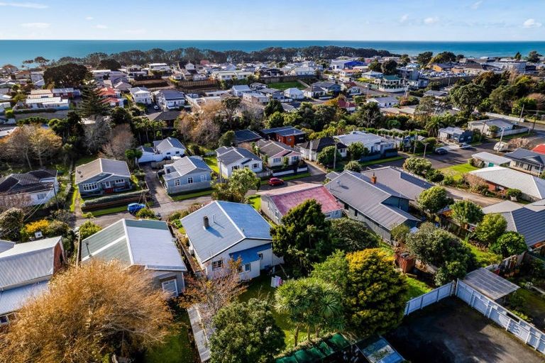 Photo of property in 19 Gaine Street, New Plymouth, 4310