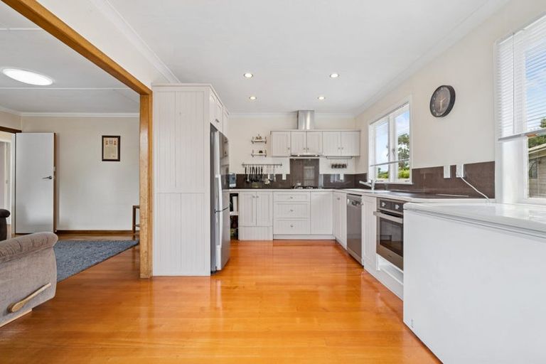 Photo of property in 7 Westland Road, Tuakau, 2121