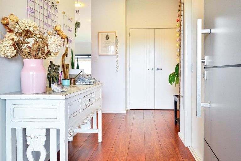 Photo of property in 13 Charteris Rise, Riverdale, Gisborne, 4010