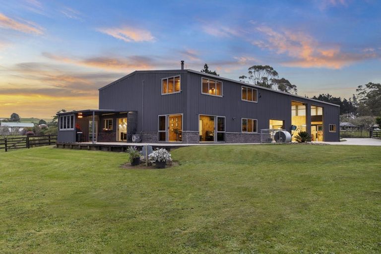 Photo of property in 40 Hunter Road, Pukekawa, Tuakau, 2696