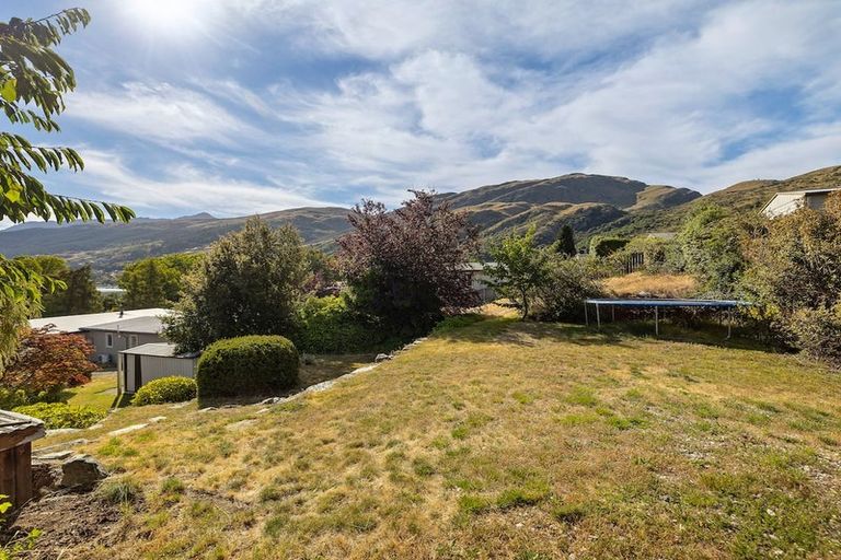 Photo of property in 20 Lake Avenue, Frankton, Queenstown, 9300
