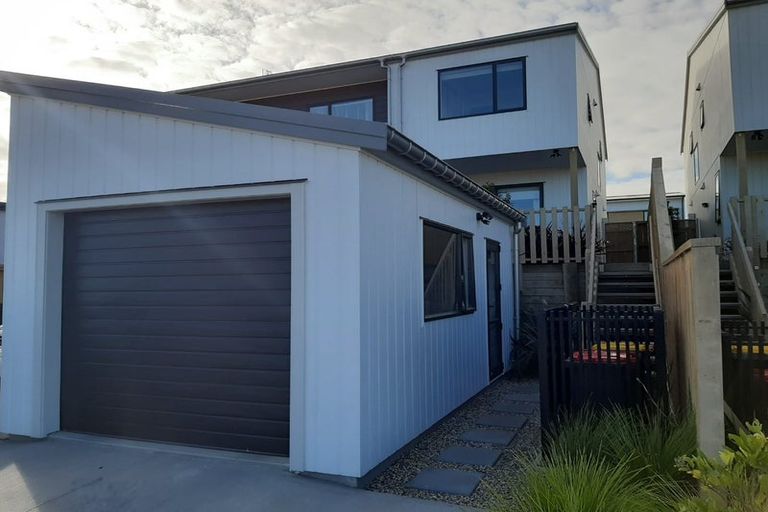 Photo of property in 44 Pukewhero Rise, Westgate, Auckland, 0614