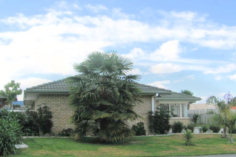 Photo of property in 12 Kopu Drive, Pyes Pa, Tauranga, 3112