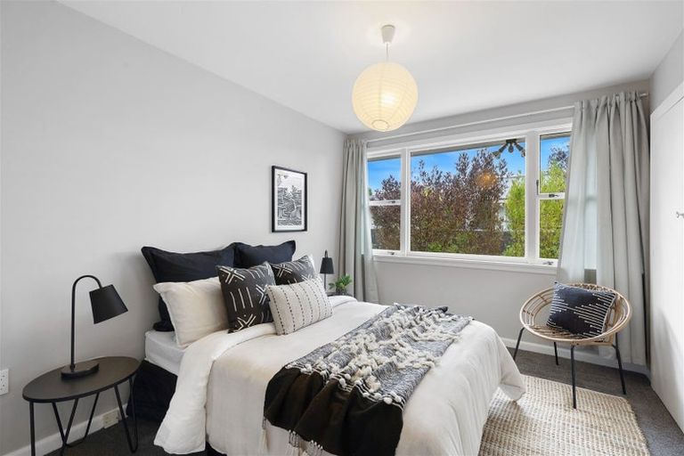 Photo of property in 13 Yeovil Place, St Albans, Christchurch, 8052