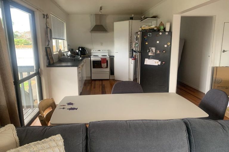 Photo of property in 19 Salisbury Road, Birkdale, Auckland, 0626