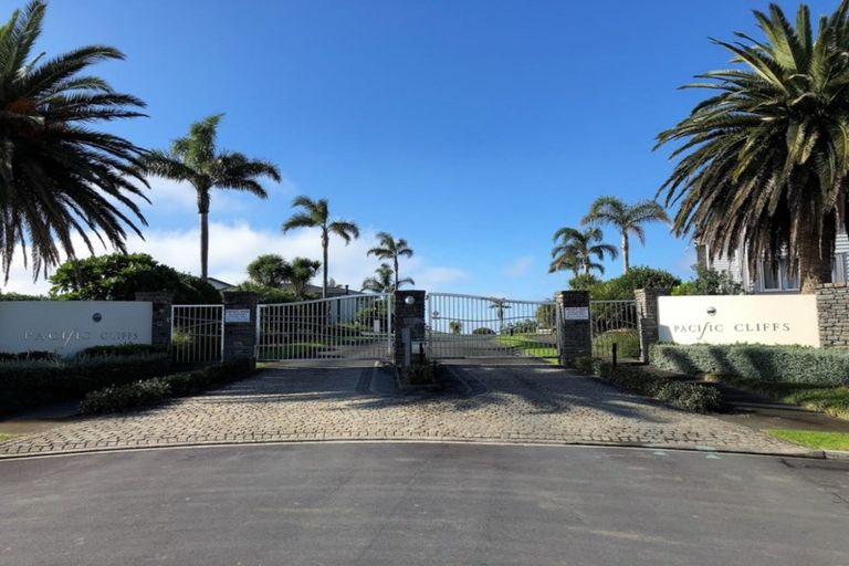 Photo of property in 17 Palm View Terrace, Gulf Harbour, Whangaparaoa, 0930