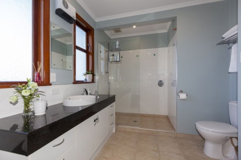 Photo of property in 13 Ngaio Road, Raumati Beach, Paraparaumu, 5032