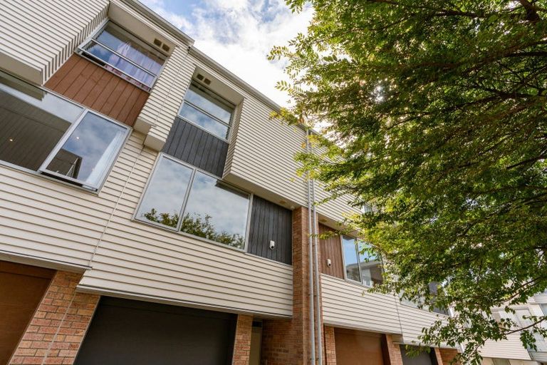 Photo of property in Altar Apartments, 68/120 Rintoul Street, Newtown, Wellington, 6021