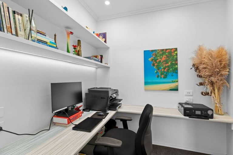 Photo of property in 20 Mcneish Place, Pokeno, 2402