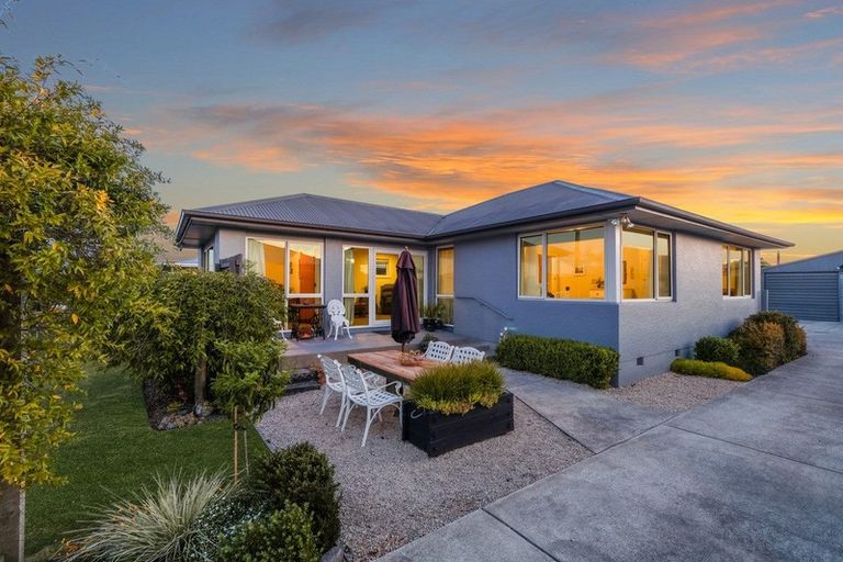 Photo of property in 16 Donegal Street, Belfast, Christchurch, 8051