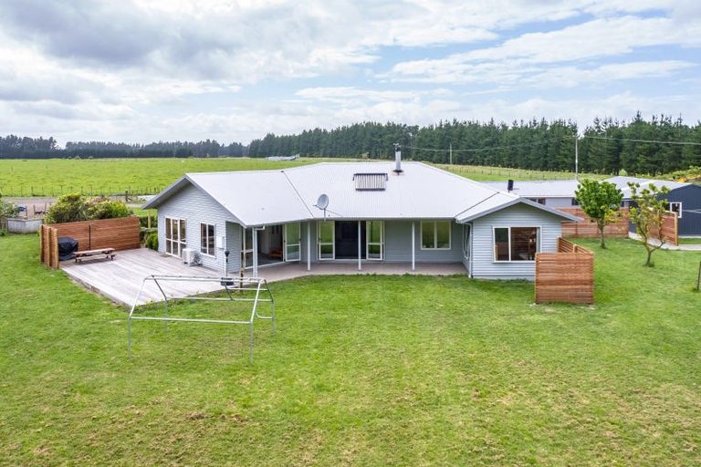 Photo of property in 17 Algies Road, Tauwharenikau, Featherston, 5773