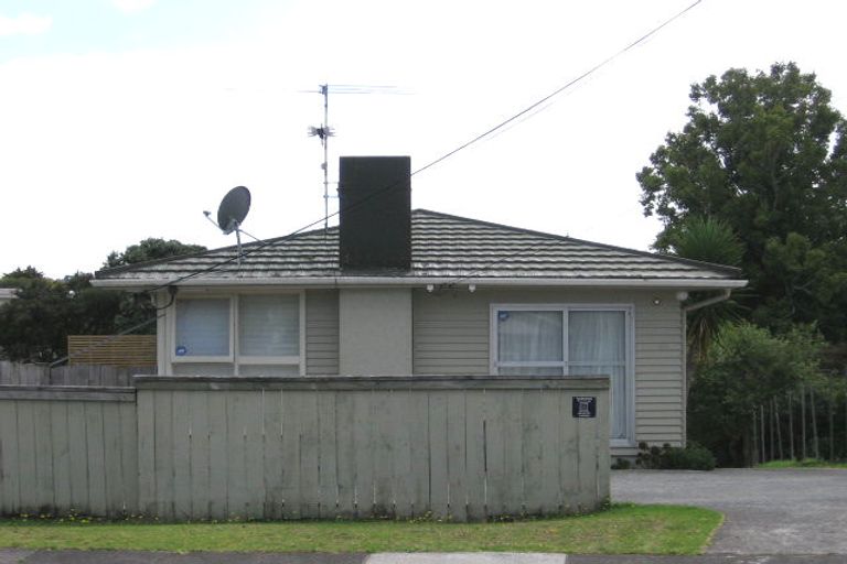 Photo of property in 45 Aeroview Drive, Beach Haven, Auckland, 0626