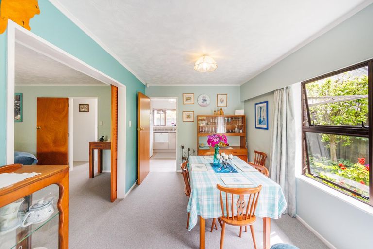 Photo of property in 9 Baton Place, Highbury, Palmerston North, 4412