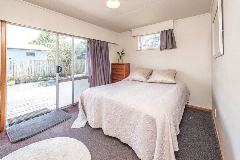 Photo of property in 3 Rogers Street, Castlecliff, Whanganui, 4501